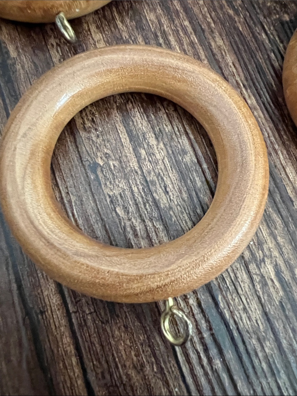 Vintage Wooden Curtain Rings in Light Brown—Set of 12 - Picture 3 of 4